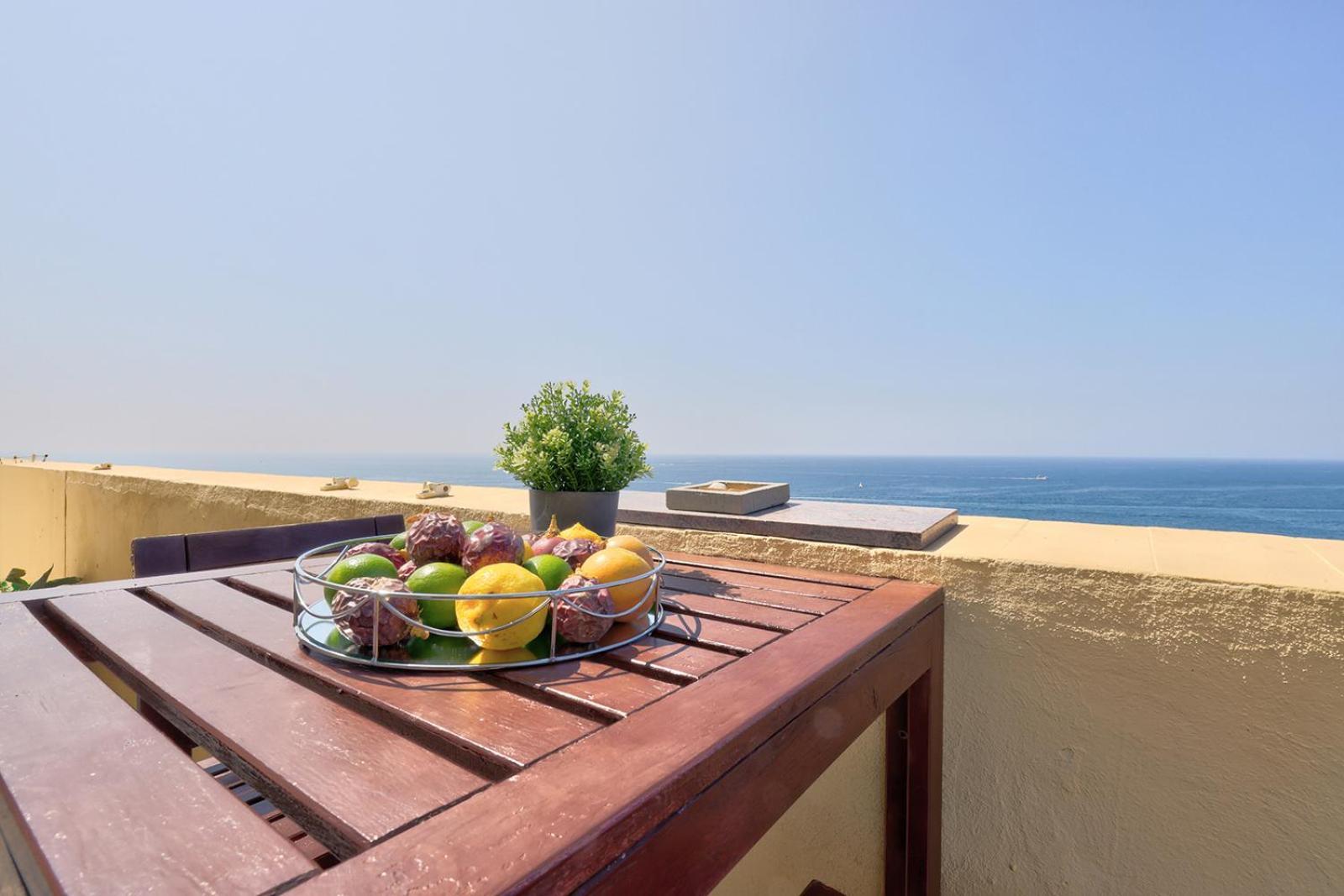 Diana Beachfront Apartament *