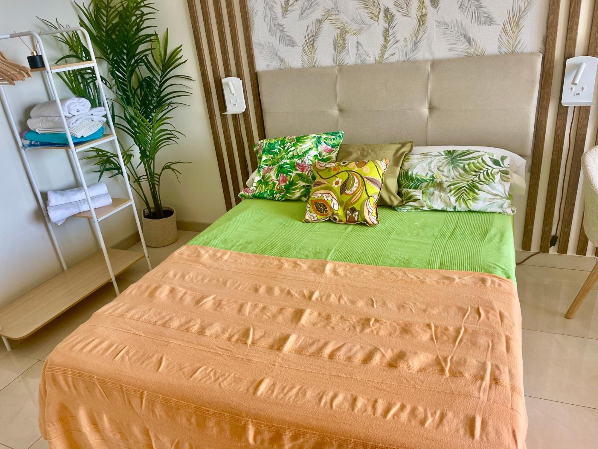 Diana Beachfront Apartament